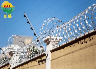 China ASTM Bto-22 barbed concertina wire 700mm Galvanized Steel Barbed Wire for sale
