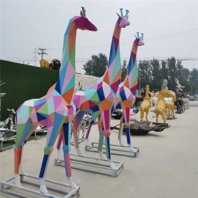 China FRP Colorful Giraffe Sculpture To Figure Custom 300CM for sale