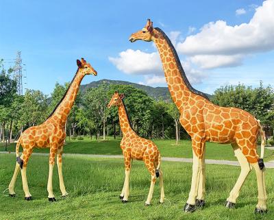 China Outdoor Stainless Steel Giraffe Sculpture Garden Installation Sculpture for sale