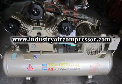 China Mobile Mini Industrial Air Compressor For Spray Paint KS200 2³  8 bar 15kw for sale