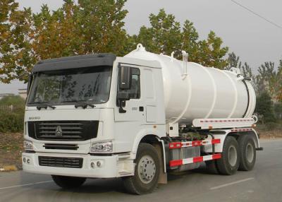 China Vacuum Pump Sewage Suction Truck , Septic Vacuum Trucks With Euro 2  Emission Standard for sale