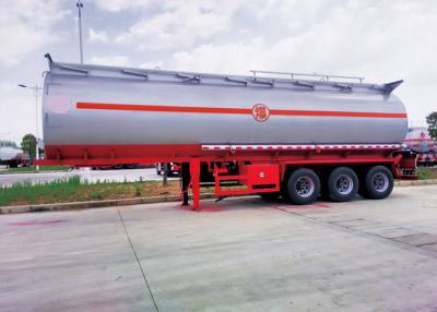 China Oil Carrying Semi Trailer Truck , 55 Tons 60cbm Mn Steel Oil Tanker Truck for sale