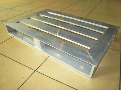 China 2 Way Lightweight Open Bottom Aluminum Pallet For Agricultural Industries for sale