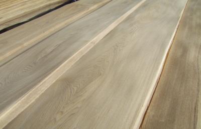 China Rusia natural Ash Wood Veneer Plywood Crown blanco cortó para los muebles en venta
