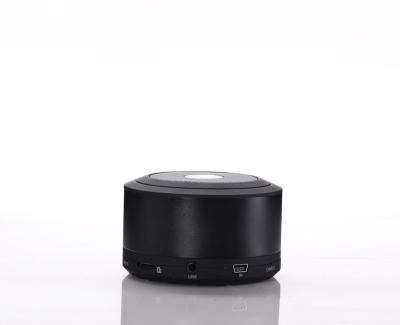 中国 650mAhオフィス/家のための小型携帯用Bluetoothの立方体のスピーカーの無線電信黒い色の円形のSmartphoneの健全な箱 販売のため