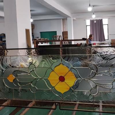 Chine Église d'art Matériau de vitrail à motifs colorés Fournitures de vitrail à motifs Plaques de vitrail à motifs Porte décorative de luxe Vitrail décoratif à vendre