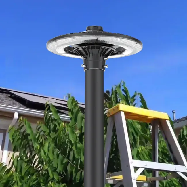 Energy-Saving 140lm/W Smart-Tuning 200W LED Garden Post Light Pole Area Light for Highway Rest Area Sports Complex Waterfront Promenade