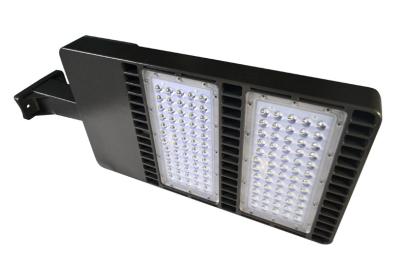 China El microprocesador 300 W del Cree de la iluminación del estacionamiento de la eficacia alta LED llevó la luz de calle en venta