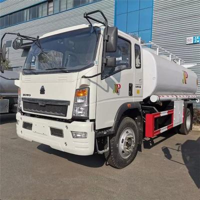 China 10000L camión de reaprovisionamiento de combustible móvil 10m3 camión de combustible móvil de 154 caballos de fuerza en venta