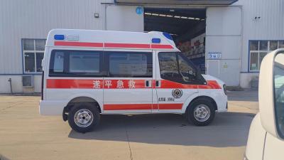 China Ii Ambulance 4944×1972×2215mm Medium Duty Emergency Ambulance Car for sale