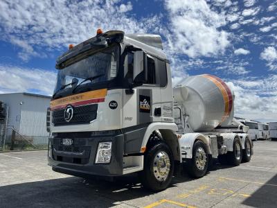 China 380hp Mobile Concrete Truck Shacman X3000 Construction Mixer Truck 8x4 Euroii for sale