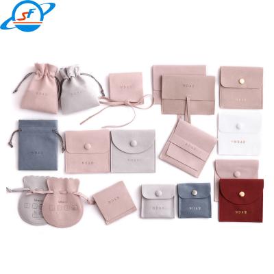 China Luxus Schmuck Samt Tasche mit benutzerdefiniertem Logo Suede Geschenkpackung kleine Schnürtasche zu verkaufen