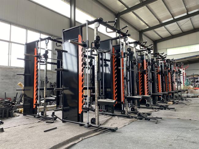 2022 New Style Multi Functional Fitness Equipment Smith Machine