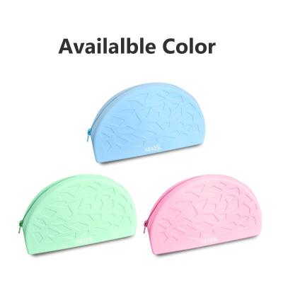 China Silicone Cosmetic Storage Bag Large Capacity Travel Makeup Brush Holder Portable Cosmetic Waterproof Organizer for sale