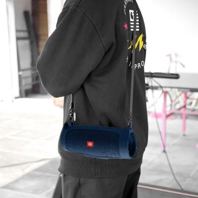 Chine Porteur haut-parleur Bluetooth avec manche protectrice en silicone Porteur haut-parleur porte-sacs accessoires à vendre