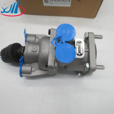 China Hot sale truck parts brake valve WG9000360530 for sale