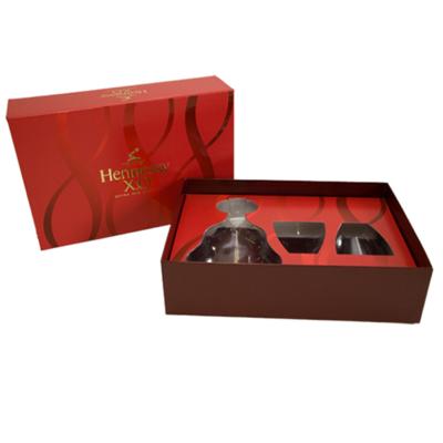 Chine Réglé de la tache rouge de boîte de papier de Matte Drawer-Shaped Box Design Rigid de boîte de XO UV à vendre