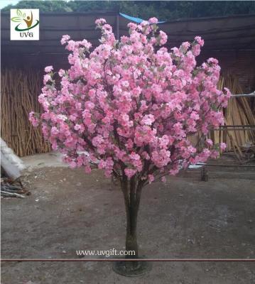 China UVG CHR134 artificial wedding flowers with wooden fake cherry blossom trees for indoors for sale