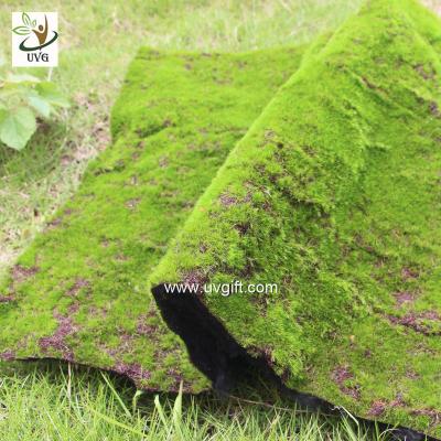 China UVG landscape decor accessories flocking artificial moss carpet garden synthetic grass mat for indoors use GRS041 for sale