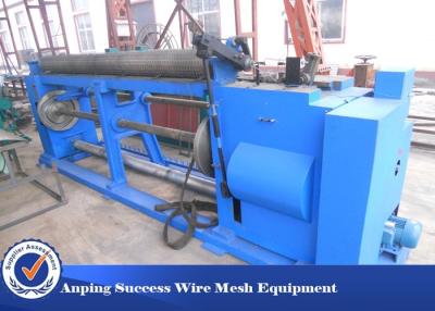 China Hot Dipped Hexagonal Wire Netting Machine With Low Carbon Steel Wire 38 Mesh / Min for sale