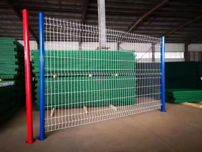 Китай H0.5m гальванизировало листы сваренной сетки, Pvc фермы покрыло ячеистую сеть продается