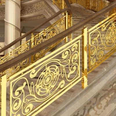 China Escada personalizada do metal que cerca trilhos modernos da escada do ouro da placa de alumínio contínua à venda