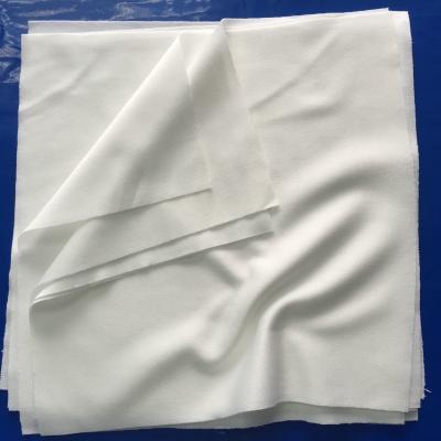 Chine Le laser a coupé le poids de base d'essuie-glace de Cleanroom de polyester le double que de 120 GSM tricotent le modèle 1009DLE/120 à vendre