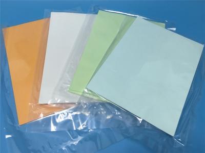 中国 反静的なペーパーESDのクリーンルームのペーパー80GSM白く青いピンクSGSは証明した 販売のため