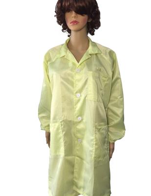 China Economic ESD Safe Clothing Anti Static Lab Coat Lightweight For ESD Protected Areas for sale