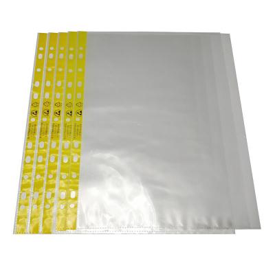 China Los agujeros de la cartera 11 del documento del polietileno A4 A3 Esd archivan los bordes amarillos suaves de la cartera en venta