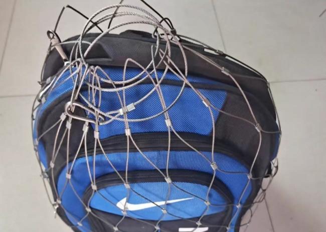 Architectural application of stainless steel cable mesh
