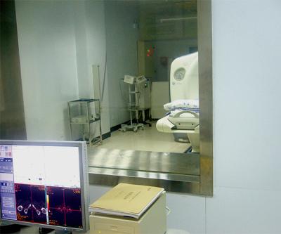 China Vidro blindado rico em chumbo para raios X de longa vida útil para medicina nuclear à venda