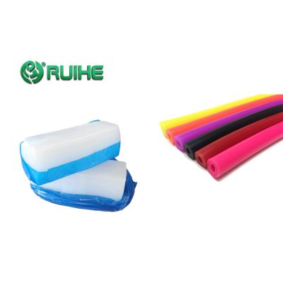 China Translucent Solid Silicone Rubber HTV Silicone Extrusion Seal Strip for sale