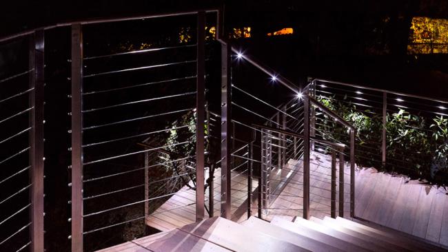 outdoor handrail llghting
