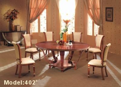 Chine Les meubles de restaurant d'hôtel du diamètre 1500mm ont adapté l'ensemble aux besoins du client de salle à manger en bois solide à vendre