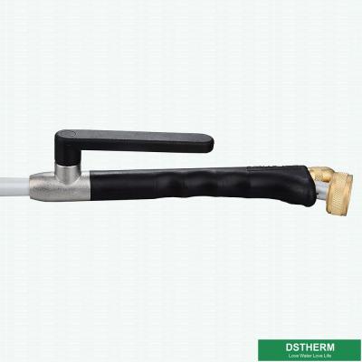 Chine Pistolet de pulvérisation de lavage de tuyau d'arrosage de tuyau de voiture en laiton de garnitures Kit Forging CW617N à vendre