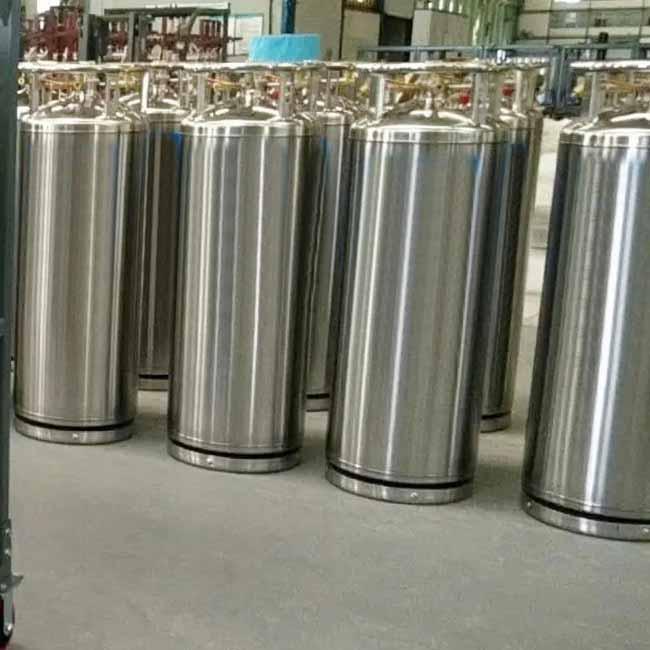 Liquid Nitrogen Tank