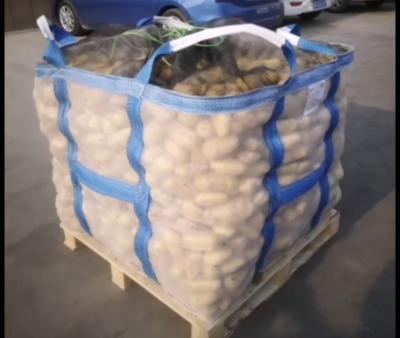 China Bolsa grande ventilada de 1,5 toneladas, embalaje de patatas, cebolla, tela de malla de leña, alta resistencia a la tracción en venta