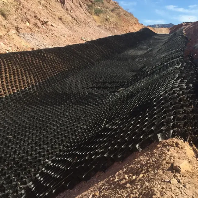 Plastic ASTM Standard HDPE Road Grid Gravel Honeycomb Geocell for Retaining Wall Reinforcement Slope Protection Driveway Geocell Erosion Control