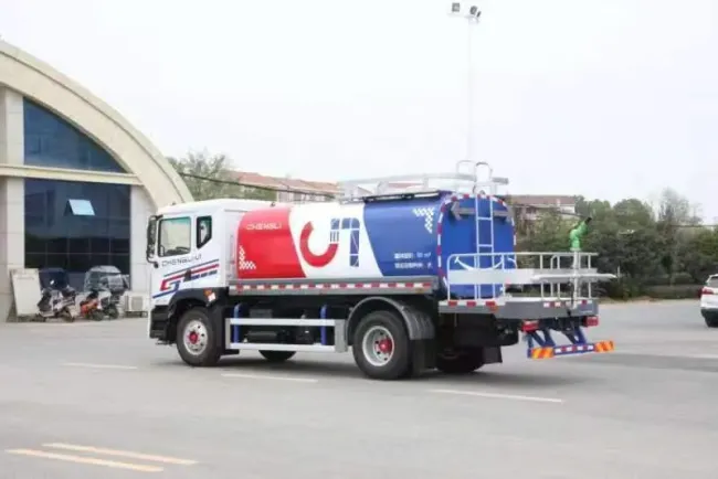 Shcaman Sprinkler Truck Electric Water Cannon Water Transport