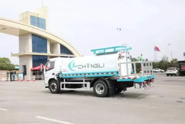 Shcaman Sprinkler Truck Electric Water Cannon Water Transport