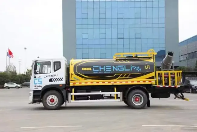 Shcaman Sprinkler Truck Electric Water Cannon Water Transport