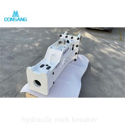 中国 530 Ton 40 Ton Excavator Box Type Hydraulic Breaker For Crushing Road Rocks DSB16 販売のため
