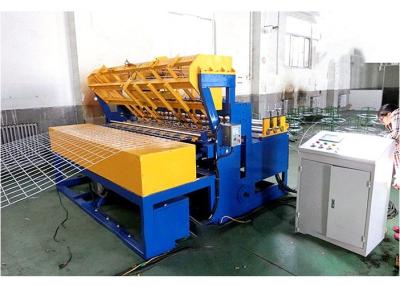 China 60-70 Times/Min Automatic Wire Mesh Welding Machine Cattle Fence Mesh Machine for sale