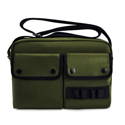 China Customized Green Nylon Crossbody Bag Waterproof With Metal Accessories for sale