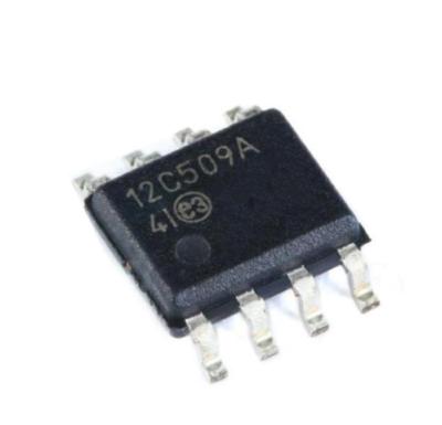 Chine LFXP2-5E-5FTN256 FPGA programmant IC Chip Applications Attributes à vendre