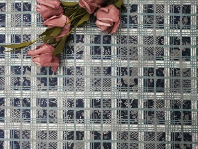 Китай Покрашенная партией флористическая напечатанная ткань платья вечера ткани шнурка продается