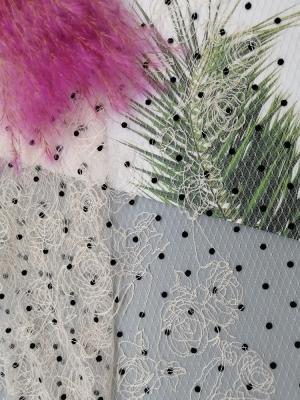 Китай Розовая точка польки Flocked вышила ткани шнурка сетки продается