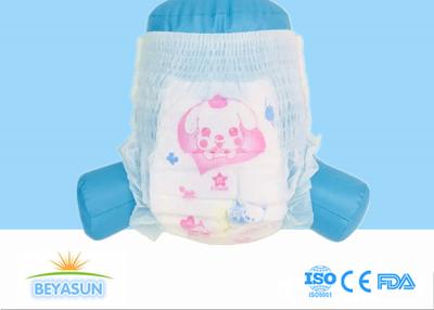 中国 Flexible Russia Baby Diaper Pants Ultra Thin Breathable Soft Pull Up Diapers Pant 販売のため