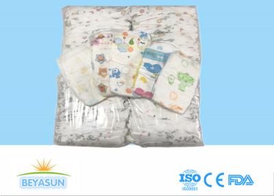 China Pañales grados B del bebé de la cintura elástica disponible con la capa de SAP en venta